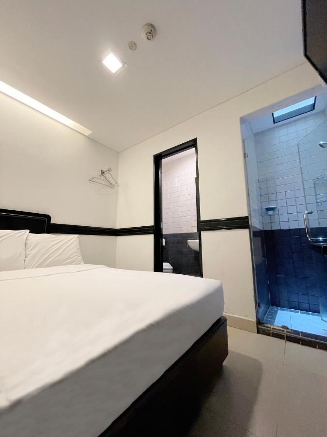 The Snooze Hotel Marine Parade Singapore Exterior foto